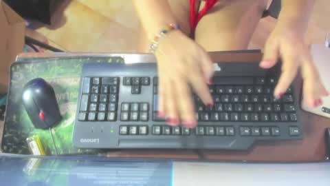 Karen online show from 02/01/25, 05:18