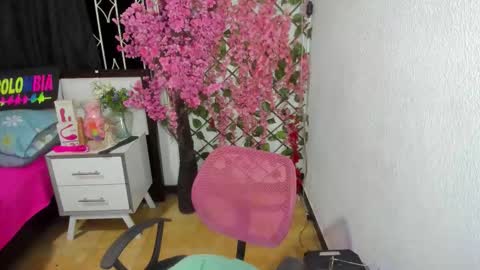 Karen online show from 10/02/25, 03:46