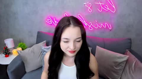 karen_morgan online show from 12/10/24, 01:54