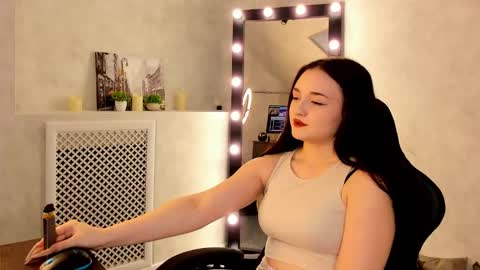 karen_morgan online show from 02/04/25, 10:54