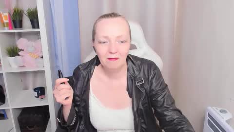 Karen online show from 02/23/26, 10:01