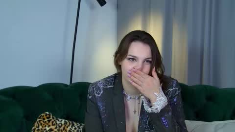 Karen online show from 11/29/25, 06:22