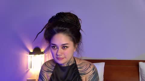 Snapshot of karenhotflirt chatting on 05/22/26, 02:44 karenhotflirt online show from 05/22/26, 02:44