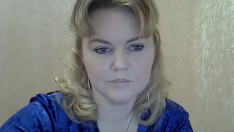 karennelsonx online show from 12/06/24, 06:50