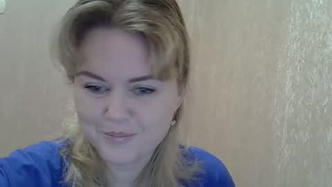 karennelsonx online show from 12/10/24, 10:49