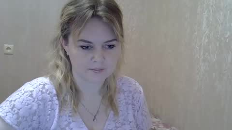 karennelsonx online show from 12/17/24, 02:22