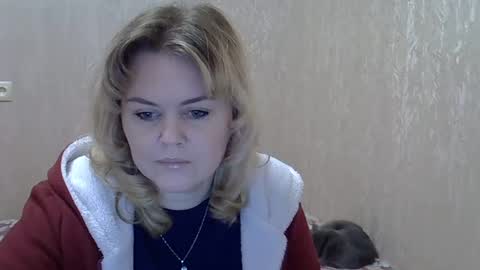 karennelsonx online show from 12/18/24, 05:31