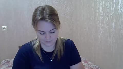 karennelsonx online show from 12/24/24, 05:02
