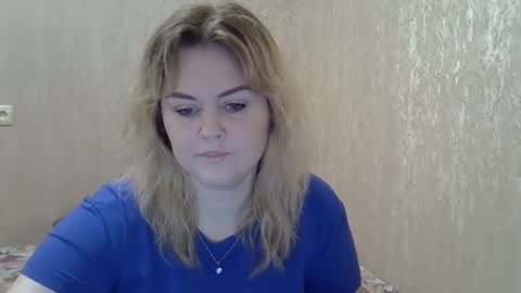 karennelsonx online show from 12/26/24, 11:10