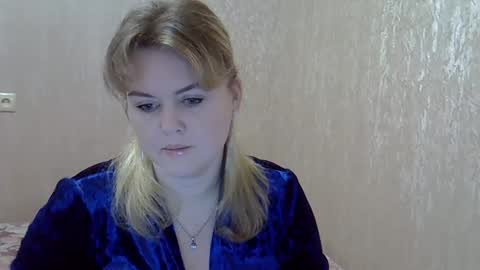 karennelsonx online show from 12/27/24, 02:12