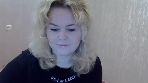 karennelsonx online show from 02/21/25, 02:06