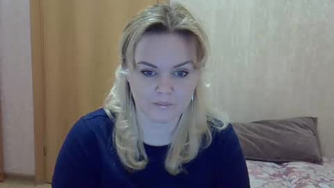 karennelsonx online show from 03/09/25, 04:11