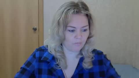 karennelsonx online show from 05/28/26, 08:44