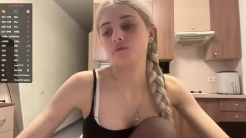 May online show from 05/11/26, 01:06