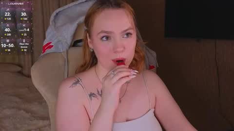 Karoline online show from 01/11/25, 03:34