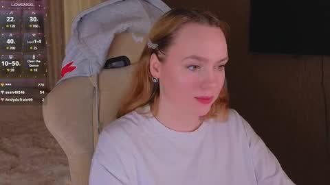 Karoline online show from 01/11/25, 07:06