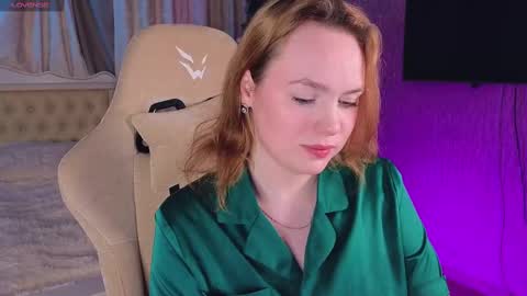 Karoline online show from 01/17/25, 03:12