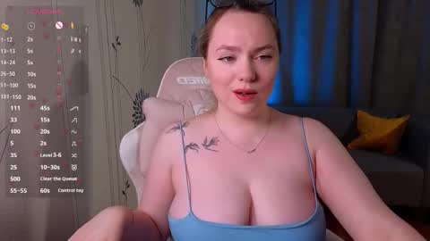 Karoline online show from 10/22/25, 03:07