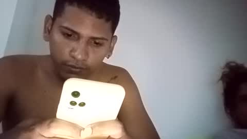 Snapshot of kariina_candy chatting on 02/12/25, 11:09 kariina candy and fox online show from 02/12/25, 11:09