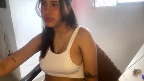 kariina candy and fox online show from 06/05/26, 07:41