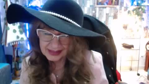 Snapshot of karima_sarabe chatting on 12/24/24, 07:22 karima_sarabe online show from 12/24/24, 07:22