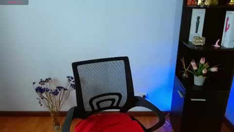 karime lee online show from 07/28/26, 06:20