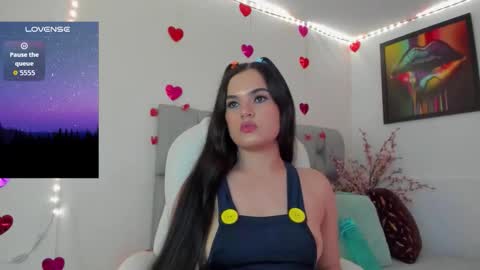 Karin    online show from 10/03/25, 02:41