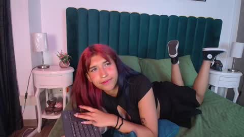 Karina online show from 02/14/25, 08:31