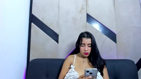 Snapshot of karina_aurora chatting on 03/02/25, 09:53 karina_aurora online show from 03/02/25, 09:53