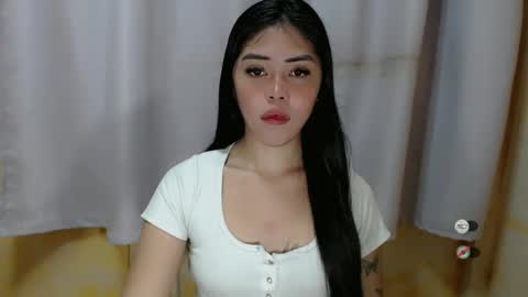 I AM BELLE online show from 12/06/24, 03:33