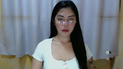 I AM BELLE online show from 12/21/24, 03:31