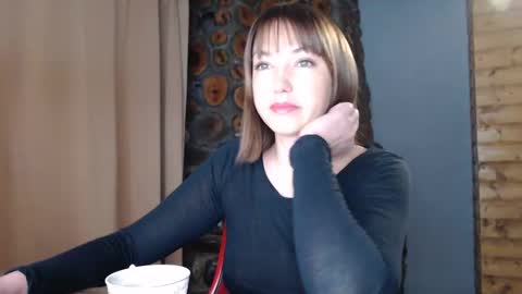 Snapshot of karina_fun chatting on 02/18/25, 03:21 karina online show from 02/18/25, 03:21