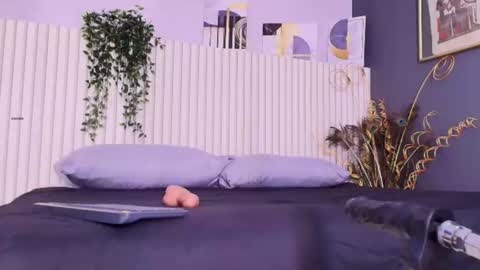 Kari online show from 06/12/26, 10:47