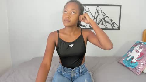 karina_lopez7 online show from 09/29/25, 03:17