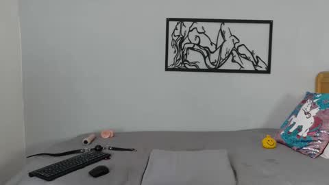 Snapshot of karina_lopez7 chatting on 11/19/25, 02:06 karina_lopez7 online show from 11/19/25, 02:06