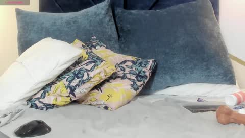 Karina online show from 12/16/24, 07:37