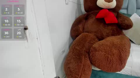 Karina online show from 11/05/25, 12:05