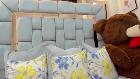 Karina online show from 11/20/25, 12:49