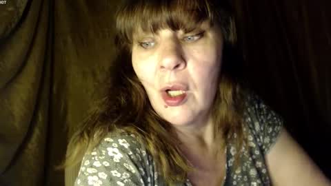 Snapshot of karina_ren chatting on 10/25/25, 03:36 Karina online show from 10/25/25, 03:36