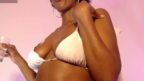 Snapshot of karina_taylor chatting on 03/12/25, 08:08 karina Taylor online show from 03/12/25, 08:08