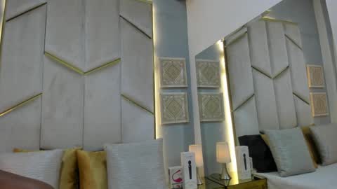 Snapshot of karinaacox chatting on 04/19/26, 12:37 karinaacox online show from 04/19/26, 12:37