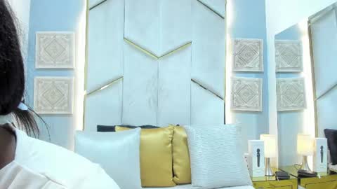 karinaacox online show from 07/02/26, 12:00