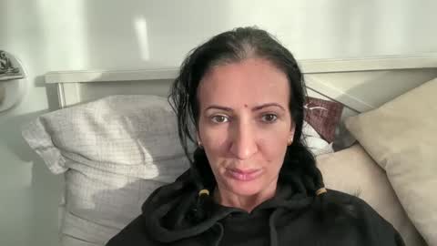 Snapshot of karinablair chatting on 01/06/25, 06:36 Karina online show from 01/06/25, 06:36