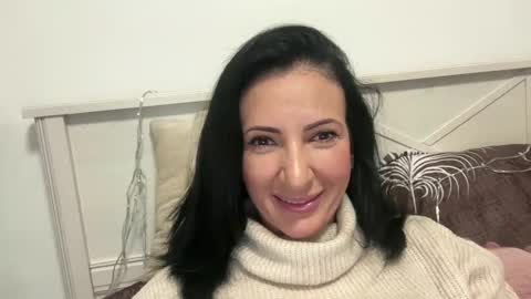 Snapshot of karinablair chatting on 01/16/25, 10:12 Karina online show from 01/16/25, 10:12