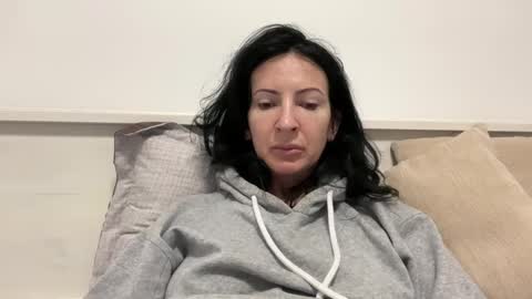 Snapshot of karinablair chatting on 03/02/25, 02:51 Karina online show from 03/02/25, 02:51