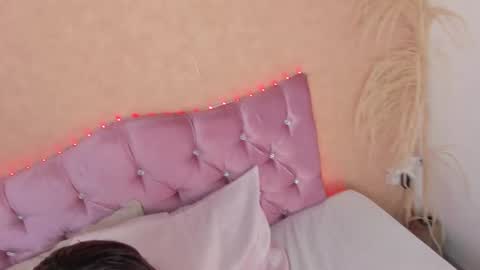 Snapshot of karinajtorress chatting on 02/20/26, 10:10 KARINA online show from 02/20/26, 10:10