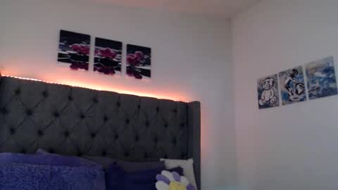 karinakummings online show from 11/22/25, 08:52