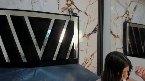 Snapshot of karinasimonz chatting on 10/17/25, 07:38 KarinaSimonz online show from 10/17/25, 07:38