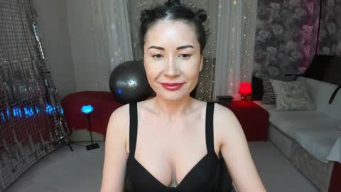 KarinaSweeety online show from 12/23/24, 12:41