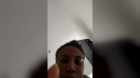 Karinegigi online show from 07/27/26, 05:42